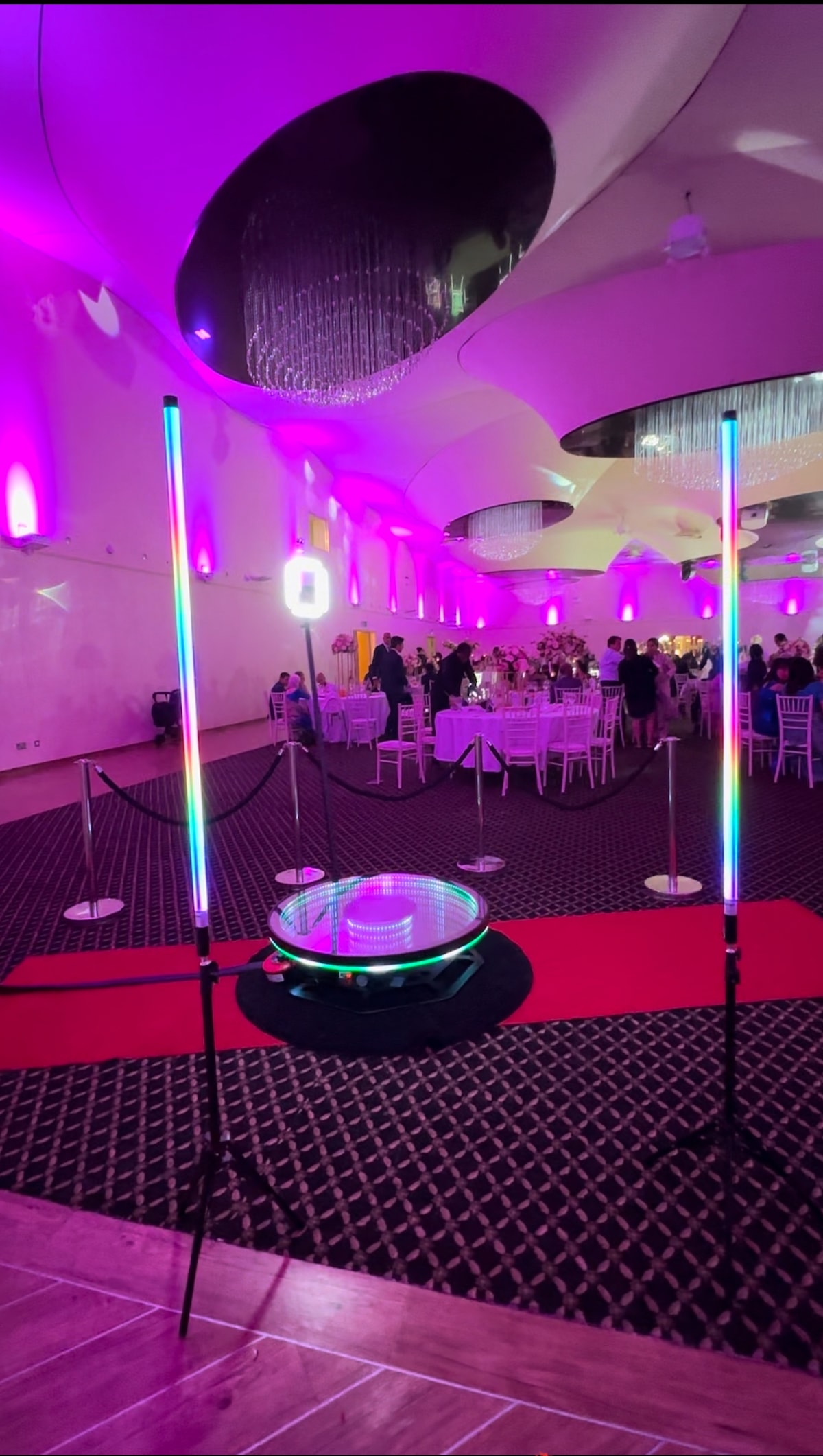 360 booth met infinity lichtvloer en props